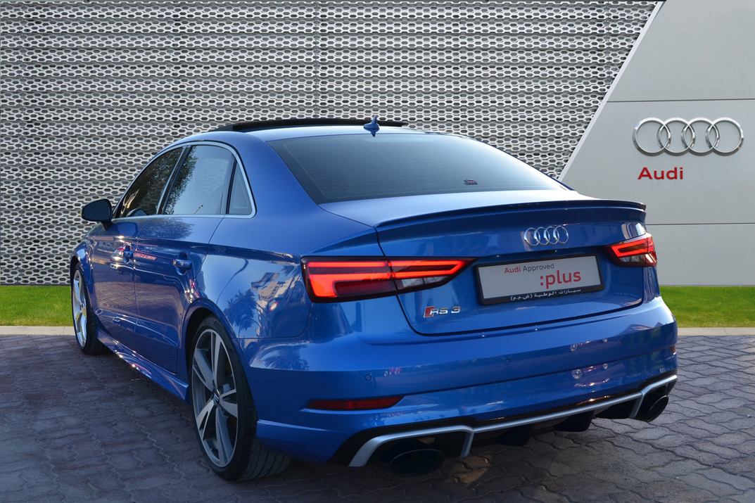 Audi RS3 Sedan quattro 2.5 400hp - 2017