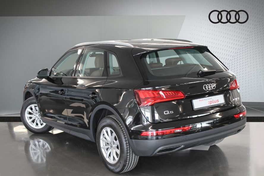 Audi Q5 Quattro 252hp Ref 5626 2018 Pre Owned Audi